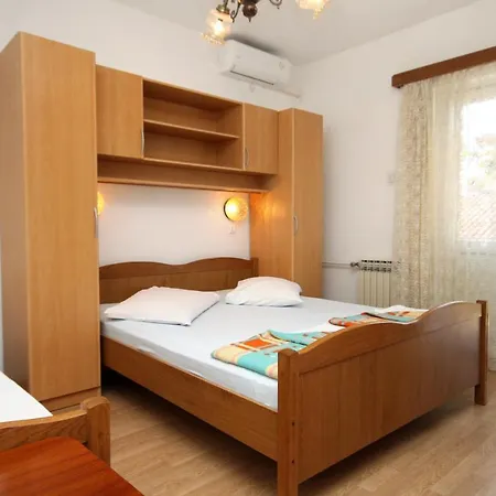 And With Parking Space - 9128